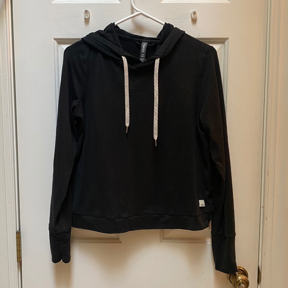 Vuori Women’s Halo Essential Hoodie - Black Heather, Small